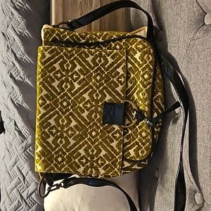 Kushmina Crossbody